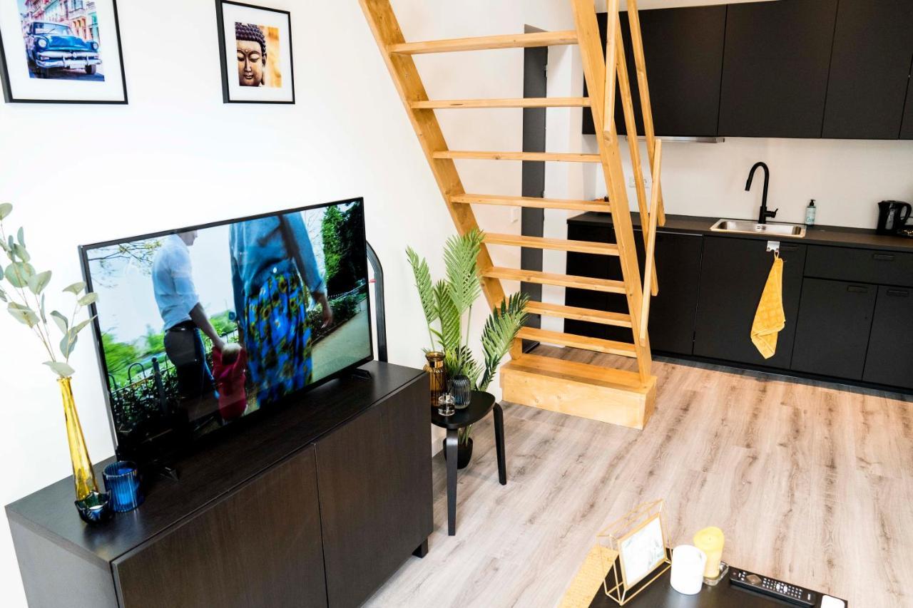 Apartment Deluxe *