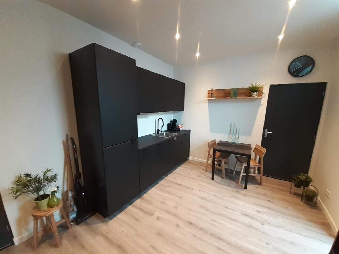 Deluxe * Tilburg